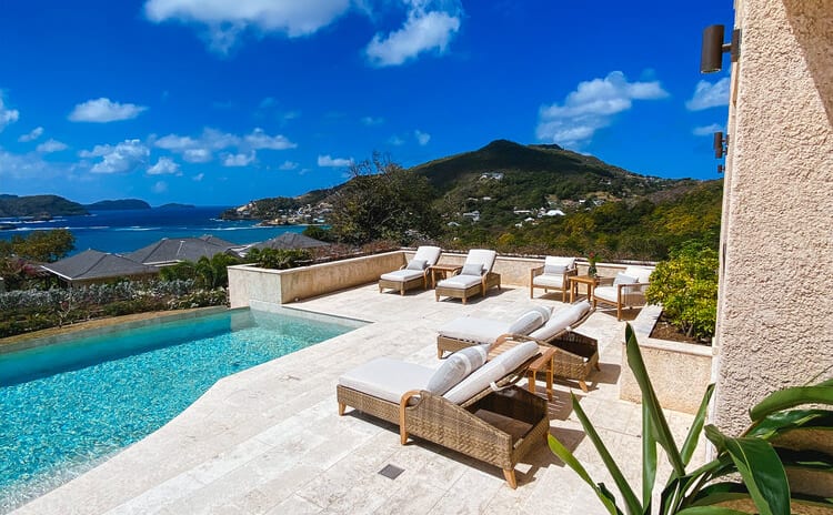 Grenadine Hill - Coral Hill -  Sunbeds by the Pool